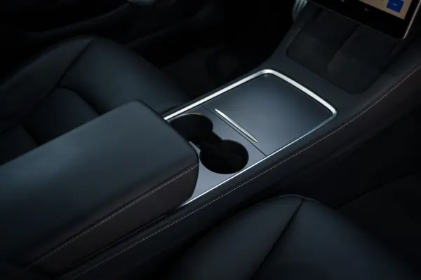 Tesla Model 3 Performance Dual Motor AWD 9