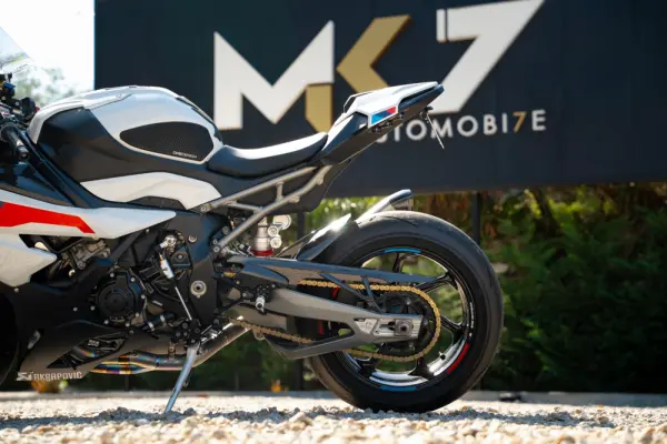 BMW S 1000 RR PACK M + LINHA COMPLETA AKRAPOVIC 30