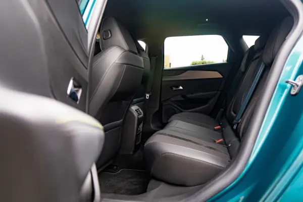 Peugeot 308 SW BlueHDi 130 EAT8 GT EXCLUSIVE 34