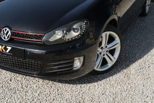 Volkswagen Golf DSG GTI EDITION 2
