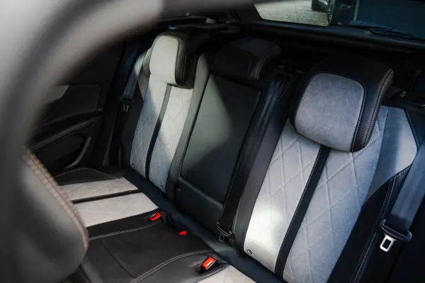 Peugeot 3008 1.6 Hybrid GT Line e-EAT8 8