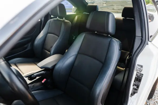 BMW 118 d Coupe 13