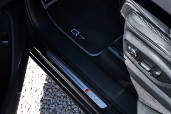 Audi SQ7 4.0 TDI V8 quattro Tiptronic 7L 33