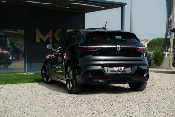 Renault Mégane E-Tech EV60 220hp optimum charge Techno 4