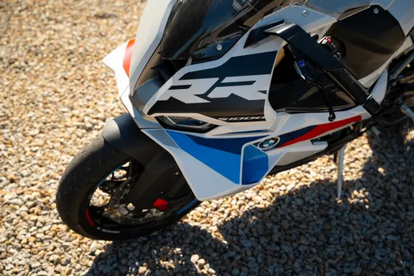 BMW S 1000 RR PACK M + LINHA COMPLETA AKRAPOVIC 3