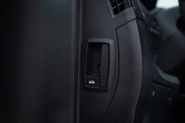 Peugeot Boxer 2.2 BlueHDi 335 L2 CD 21