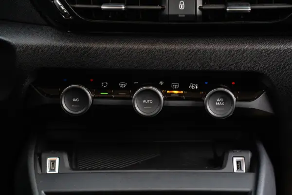 Citroen e-C4 50 kWh Feel Pack 36