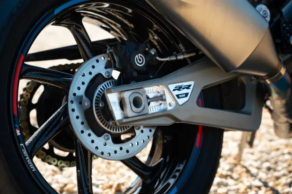 BMW S 1000 RR PACK M + LINHA COMPLETA AKRAPOVIC 20