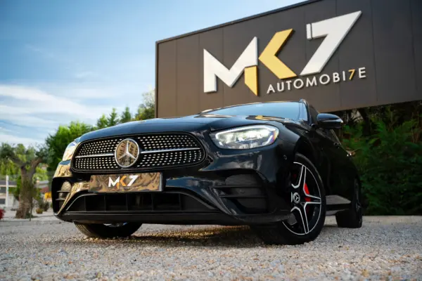 Mercedes-Benz E 300 de 4Matic 9G-TRONIC AMG Line 20
