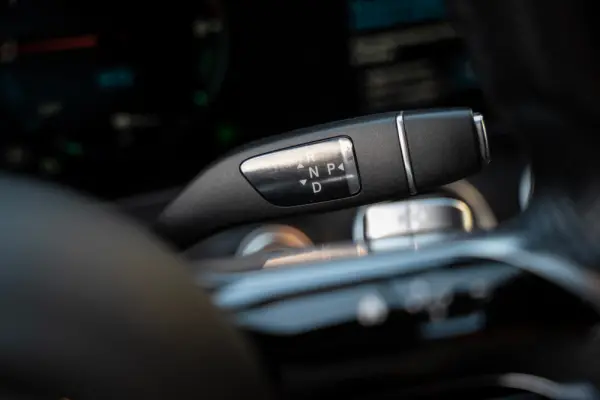 Mercedes-Benz E 300 de 4Matic 9G-TRONIC AMG Line 15
