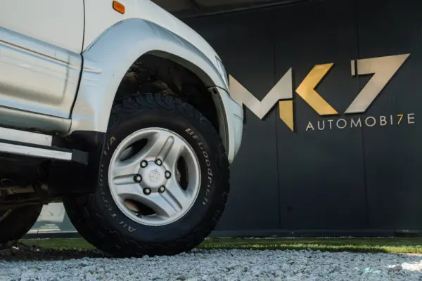 Toyota Land Cruiser 3.0 TD Pack 2 11