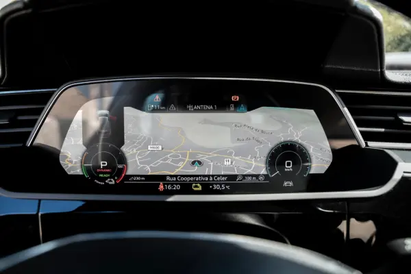 Audi e-tron 50 quattro advanced 11