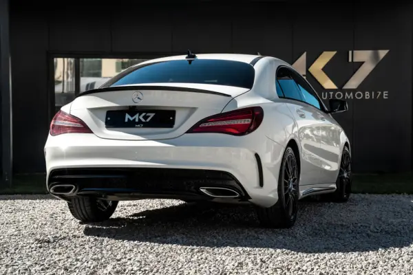 Mercedes-Benz CLA 180 (CDI) d AMG Line 3