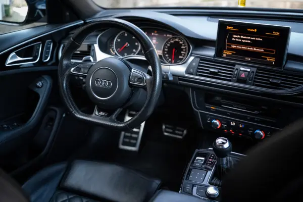 Audi A6 3.0 TDi V6 quattro S-line S tronic 35