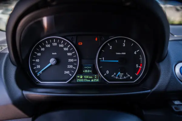 BMW 118 d Coupe 12