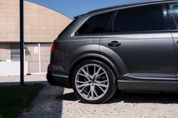Audi SQ7 4.0 TDI V8 quattro Tiptronic 7L 14
