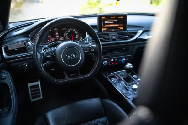 Audi A6 3.0 TDi V6 quattro S-line S tronic 41