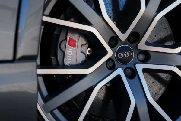 Audi SQ7 4.0 TDI V8 quattro Tiptronic 7L 15
