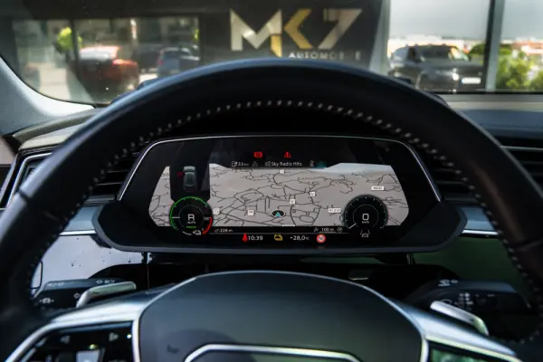 Audi e-tron Sportback 50 quattro advanced 26