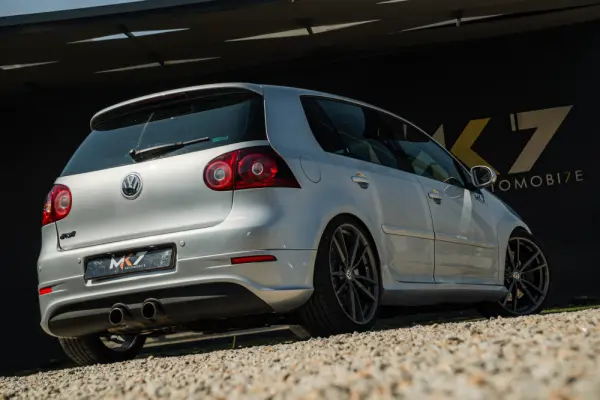 Volkswagen Golf 3.2 R32 4Motion DSG 19