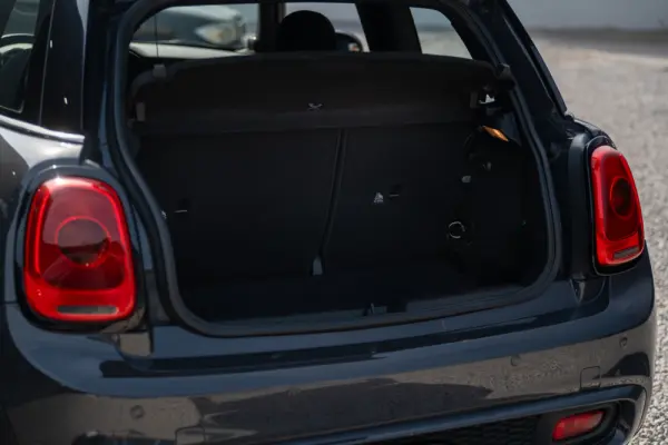 MINI 3 Portas Cooper SD 24