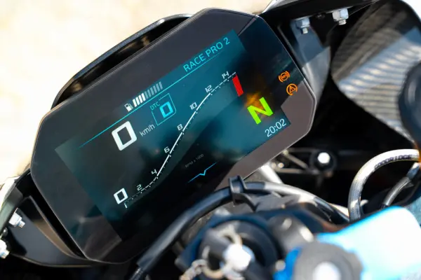 BMW S 1000 RR PACK M + LINHA COMPLETA AKRAPOVIC 35