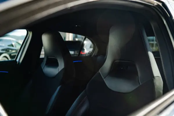 Mercedes-Benz A 180 d 7G-DCT AMG Line 21