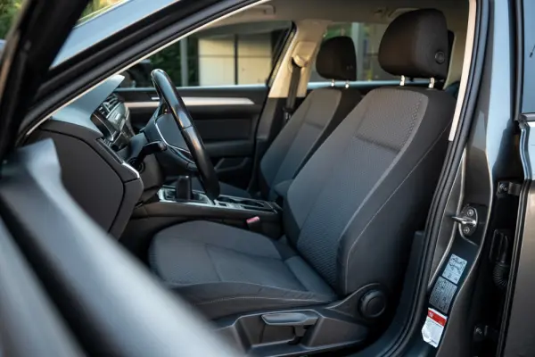 Volkswagen Passat Variant 1.6 TDI BlueMotion 6