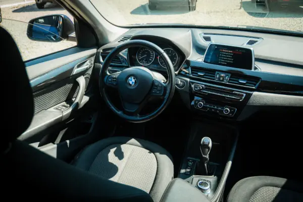 BMW X1 sDrive18d Sport Line 20