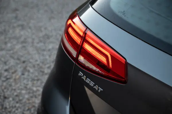 Volkswagen Passat Variant 1.6 TDI BlueMotion 9