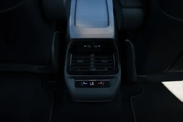 Volkswagen ID.5 77 kWh Pro 27