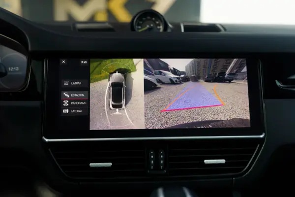 Porsche Cayenne Coupé E-Hybrid Platinum Edition 22