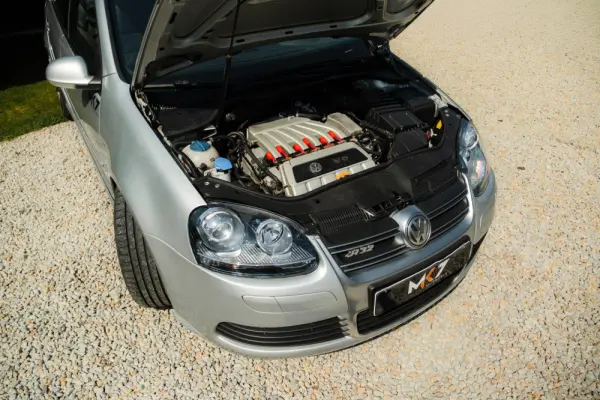 Volkswagen Golf 3.2 R32 4Motion DSG 33