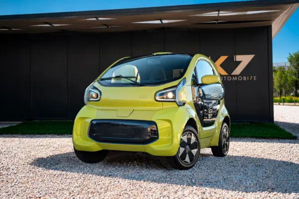 XEV Yoyo 1