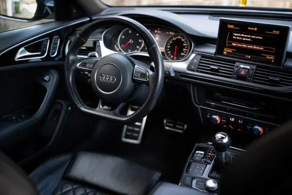 Audi A6 3.0 TDi V6 quattro S-line S tronic 36