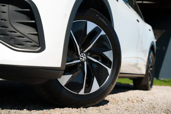 Volkswagen ID.5 77 kWh Pro 33