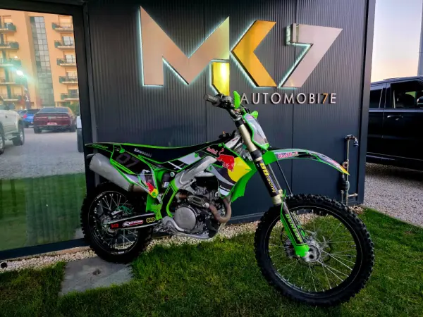 Kawasaki KXF 2