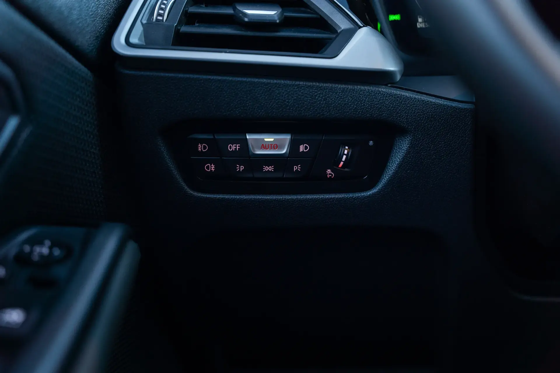 BMW 320 d Line Sport Shadow Auto 22