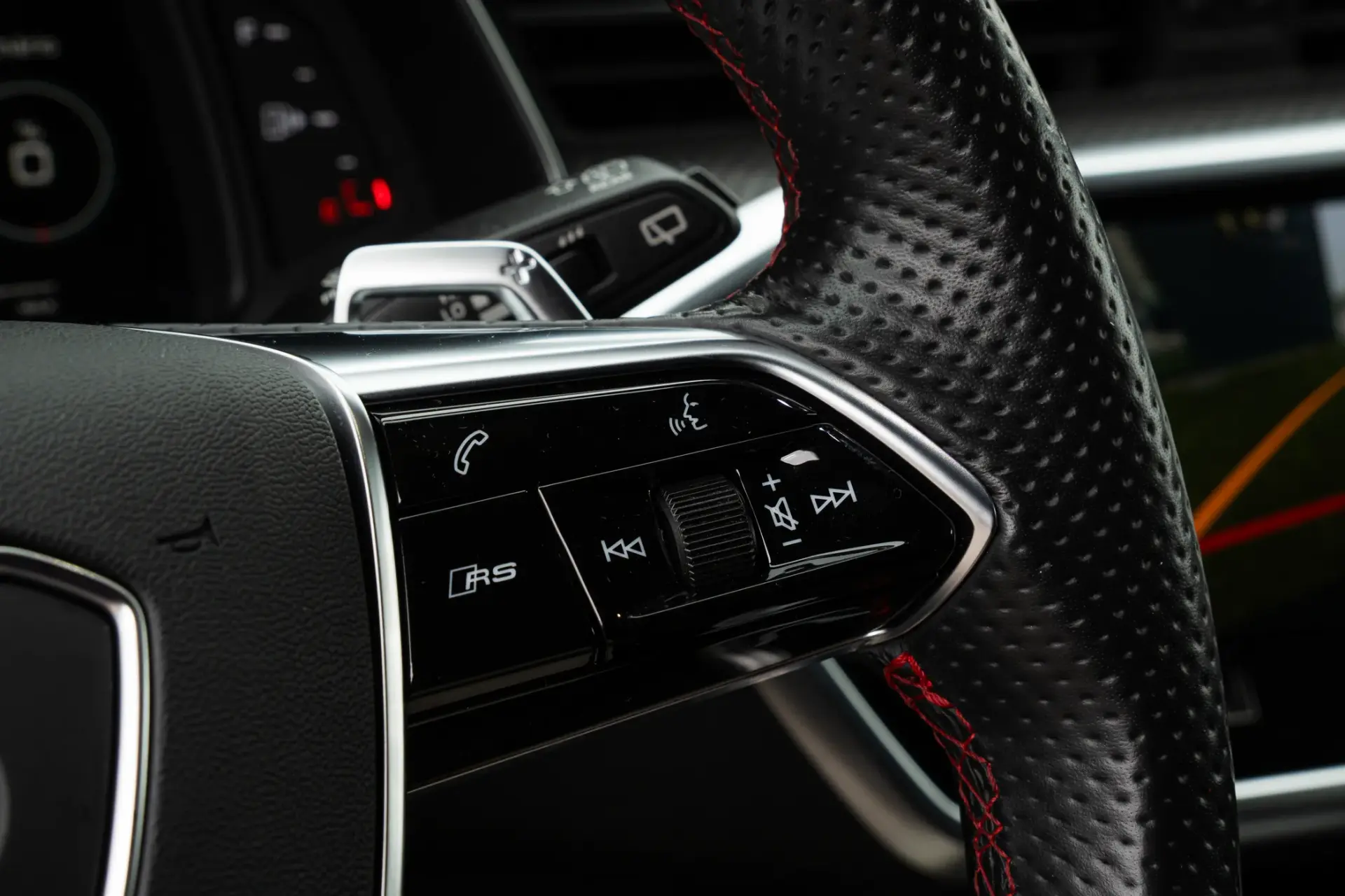 Audi RS6 Avant 4.0 TFSi Plus quattro Tiptronic 36