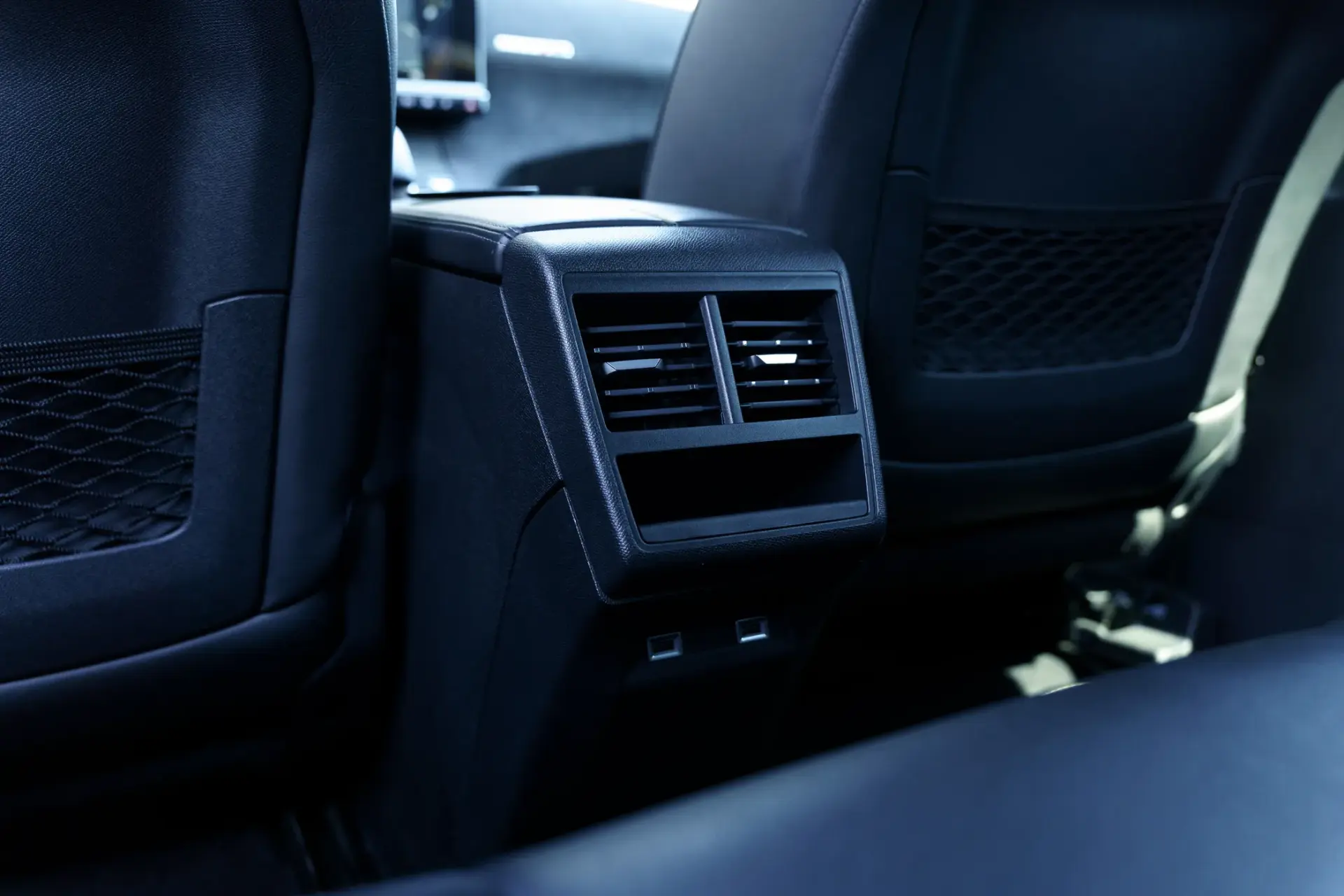 DS DS7 Crossback 2.0 BlueHDi Performance Line EAT8 36