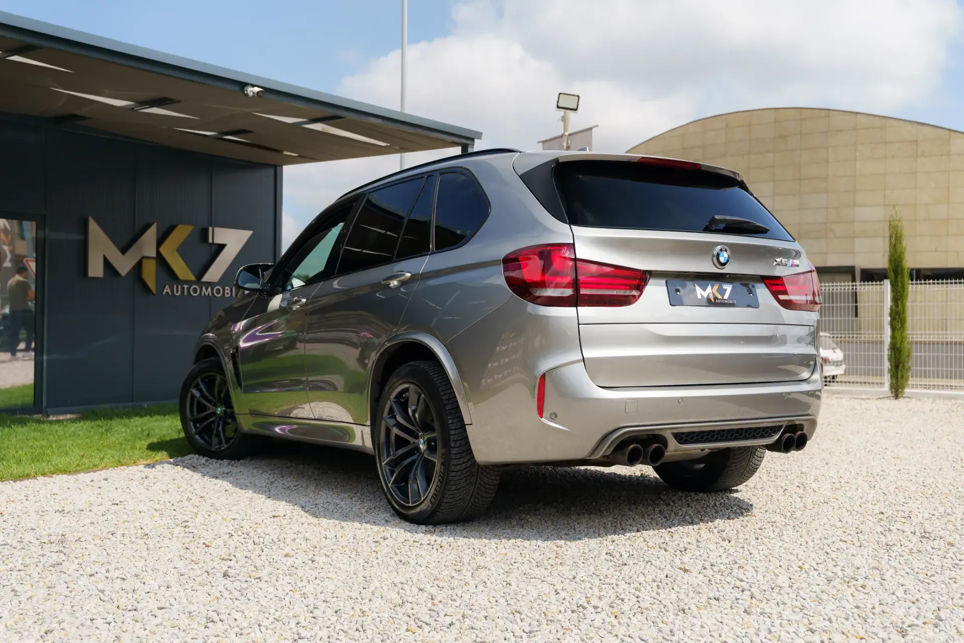 BMW X5 M Standard 6