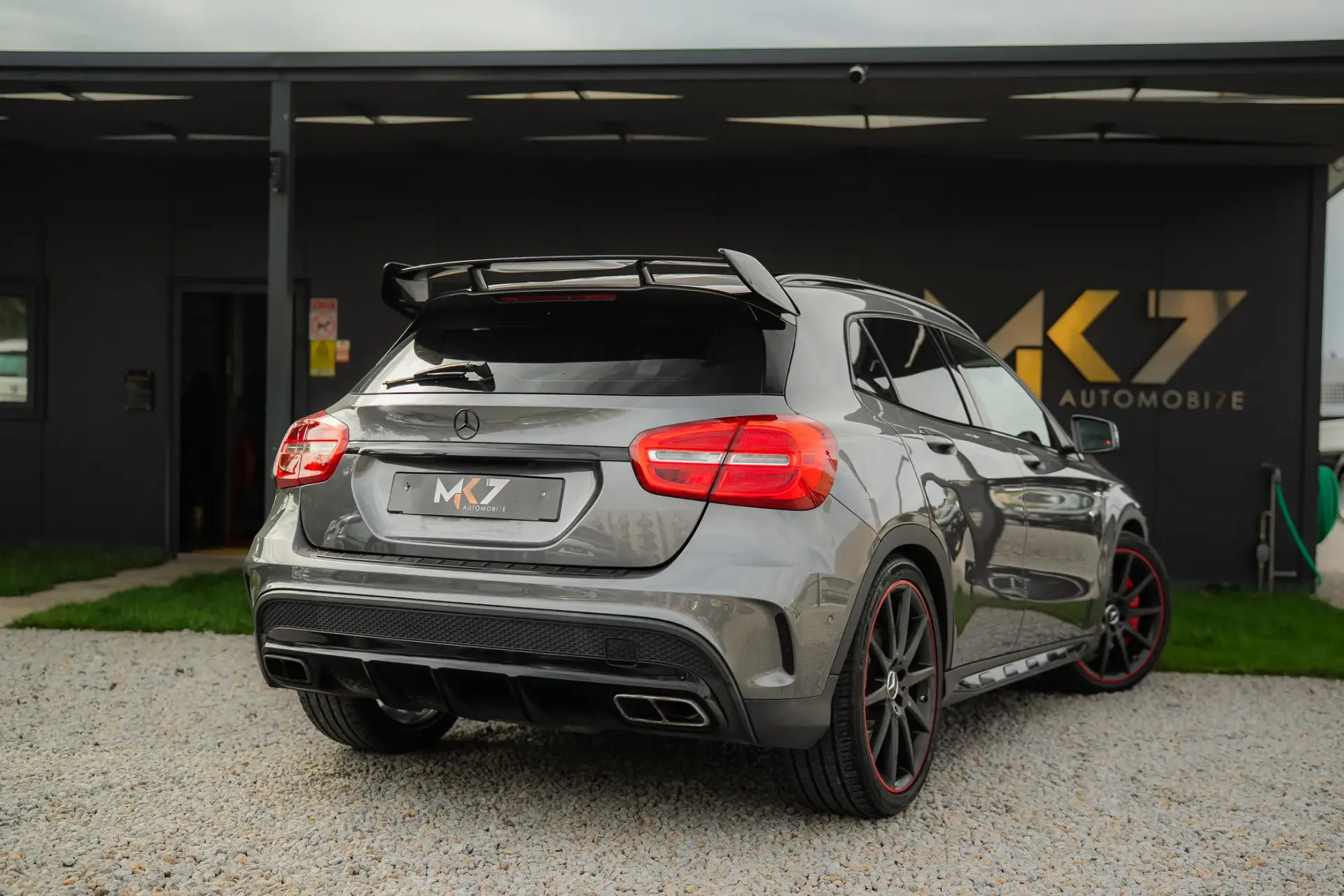 Mercedes-Benz GLA 45 AMG 3