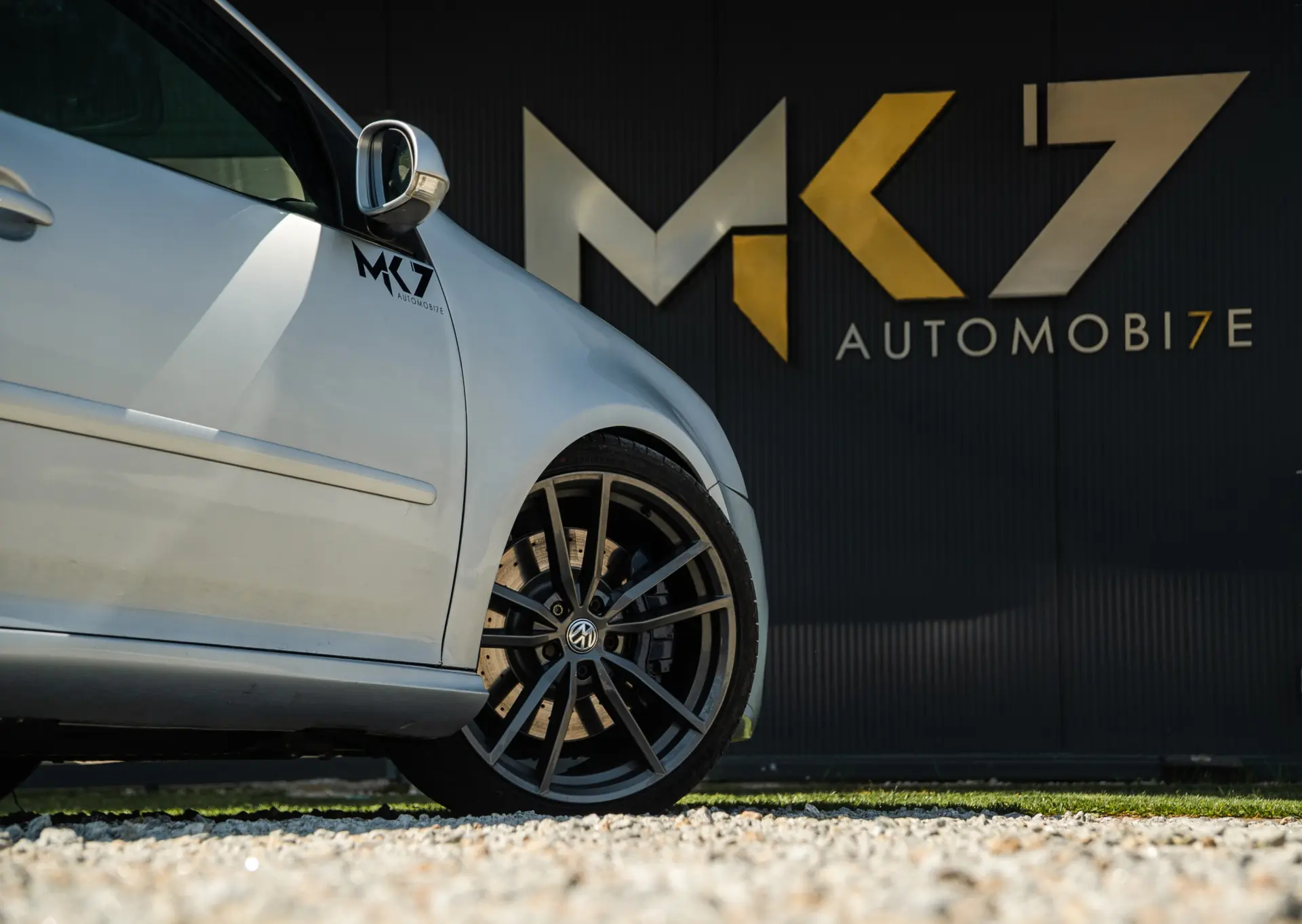 Volkswagen Golf 3.2 R32 4Motion DSG 6