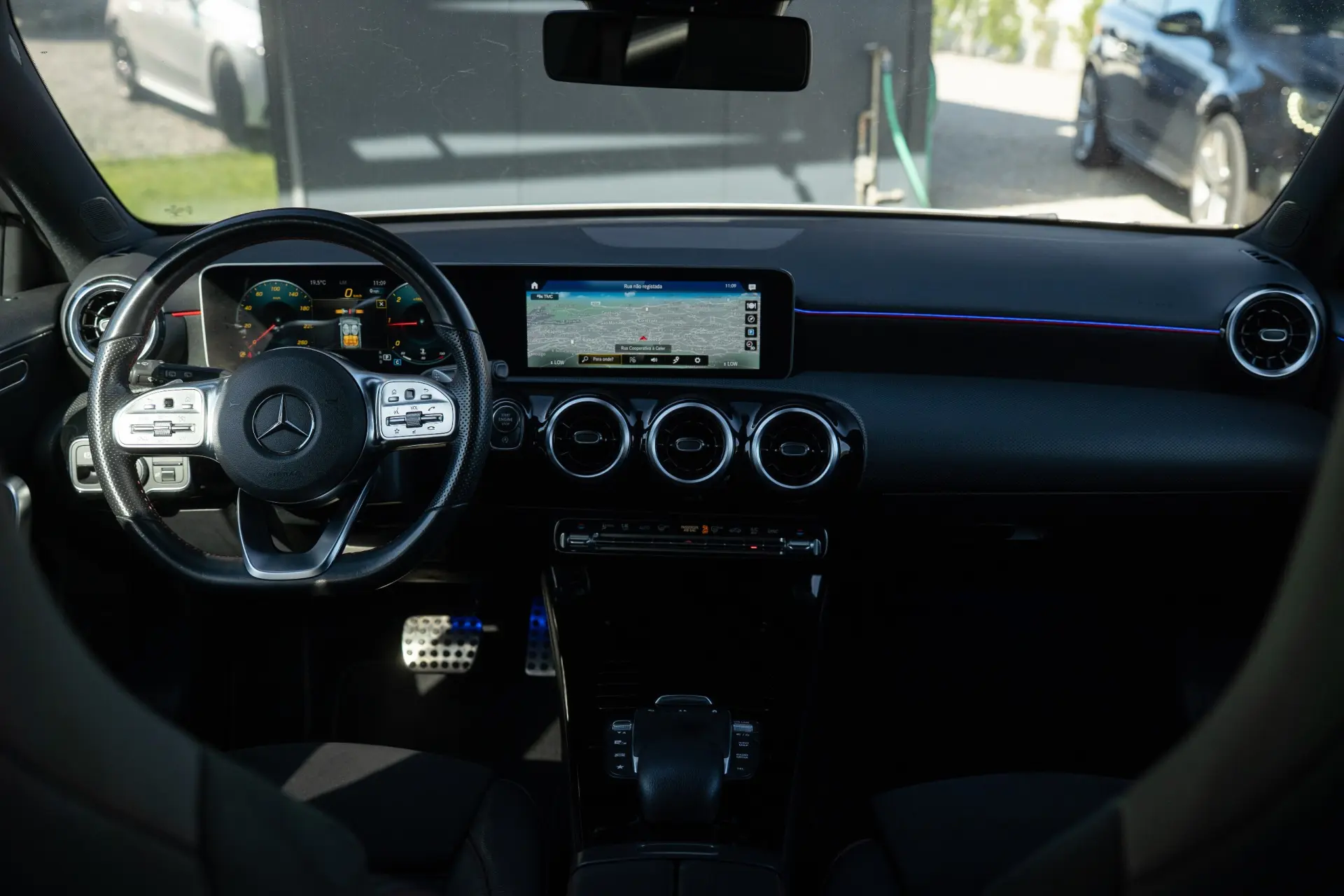 Mercedes-Benz A 180 d 7G-DCT AMG Line 13