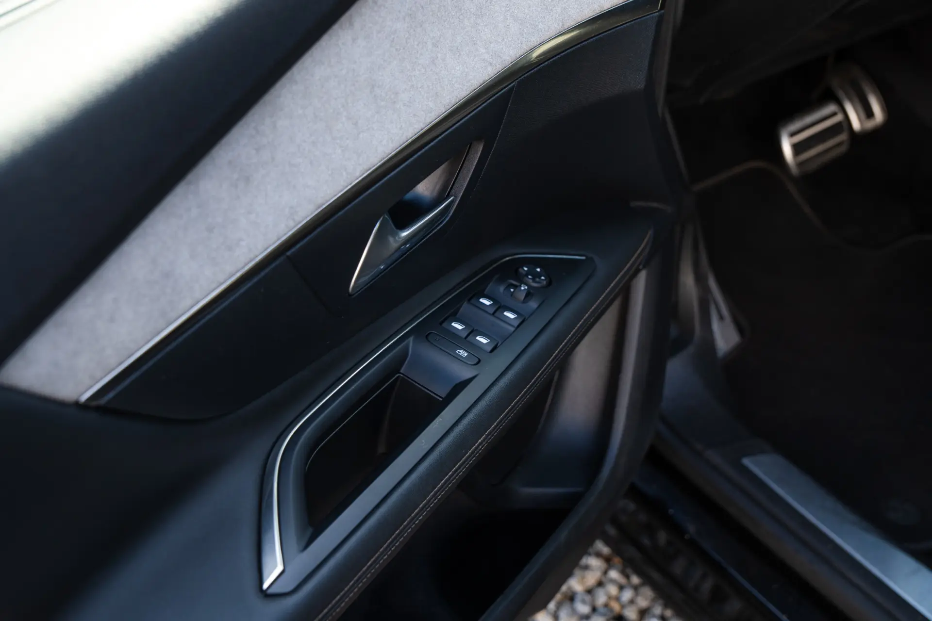 Peugeot 3008 1.6 Hybrid GT Line e-EAT8 17