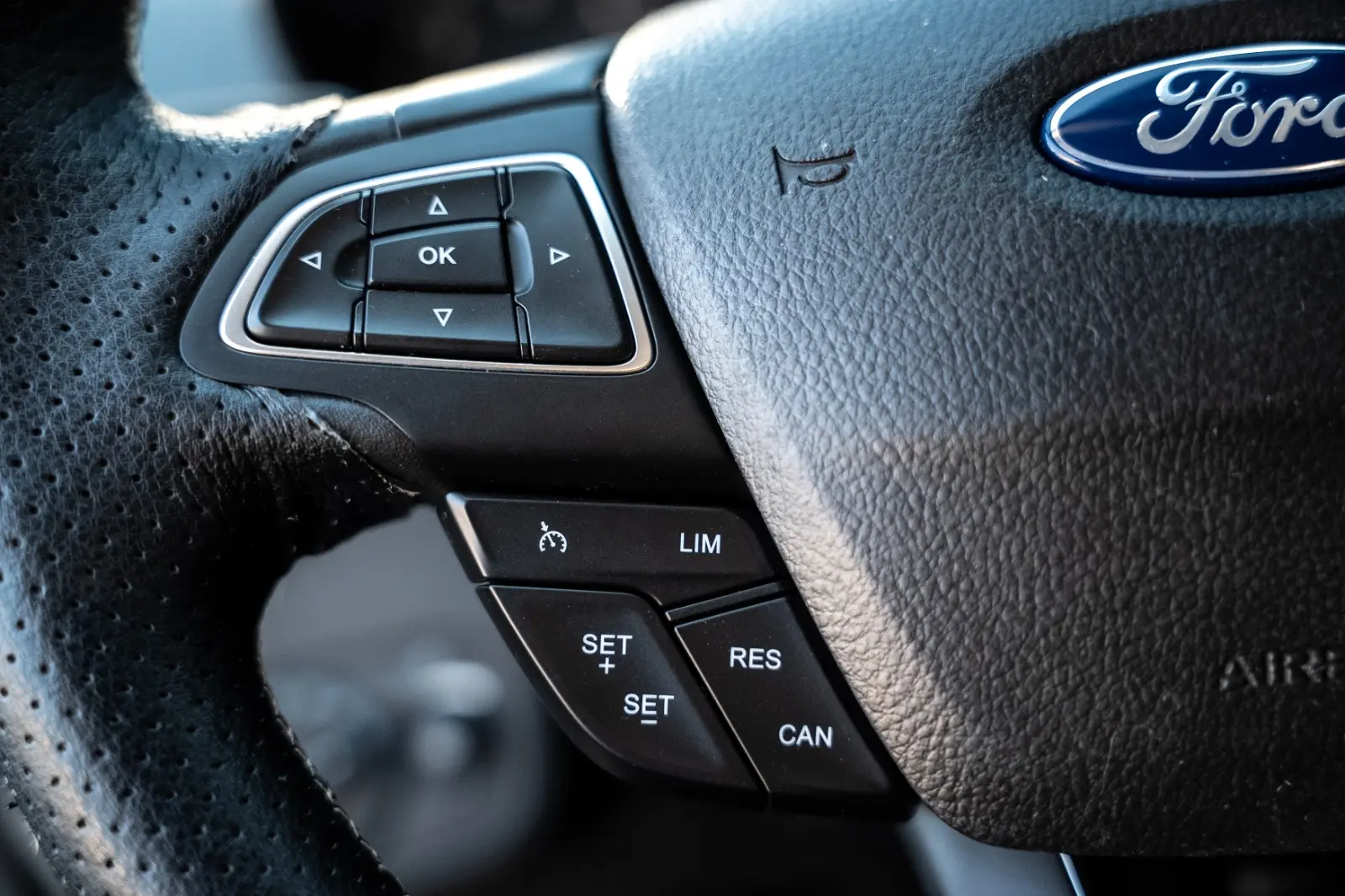 Ford C-Max 1.5 TDCi Titanium S/S 14