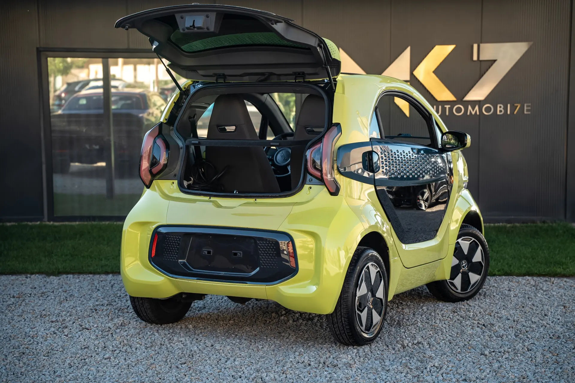 XEV Yoyo 4