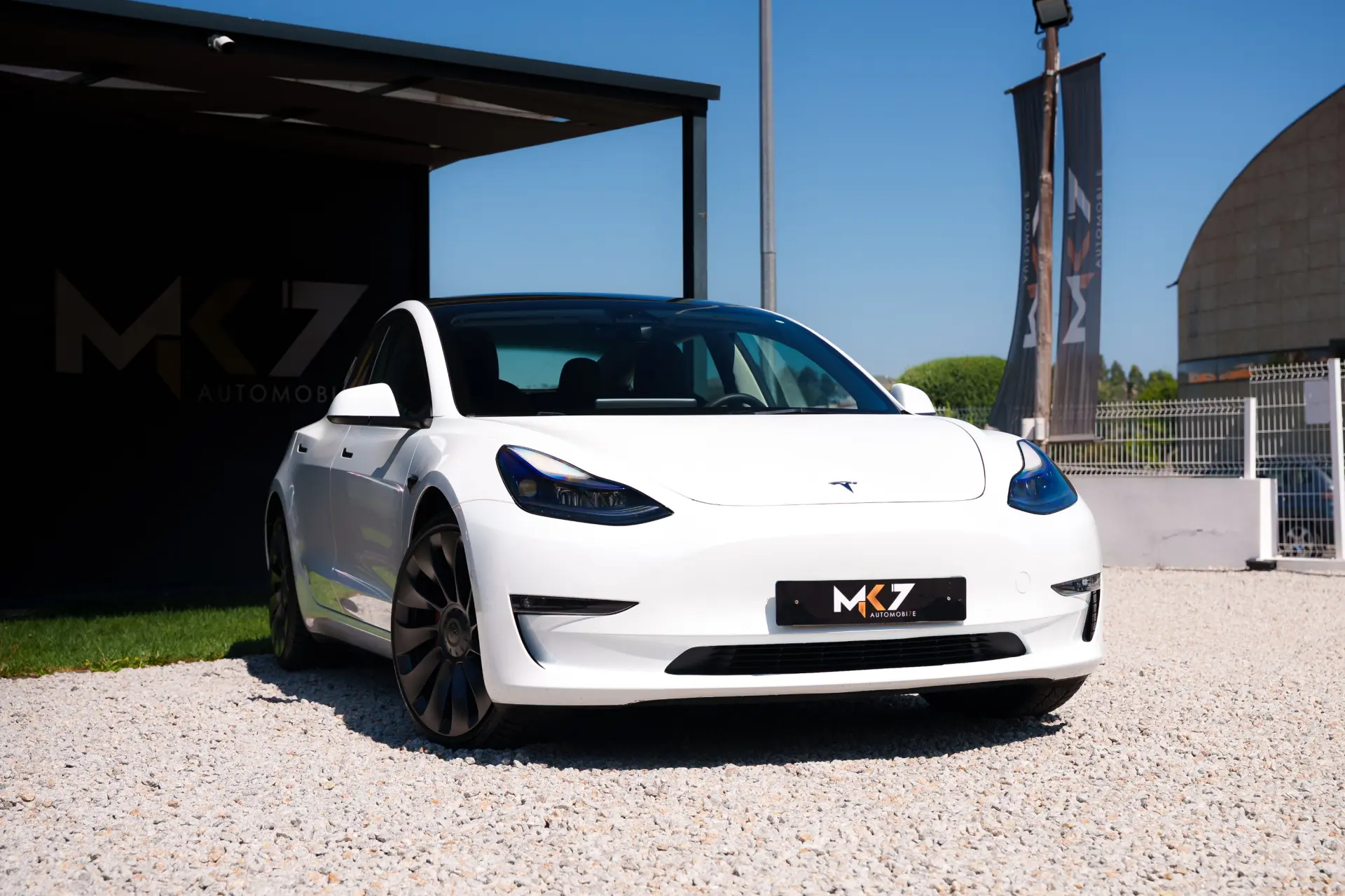 Tesla Model 3 Performance Dual Motor AWD 1