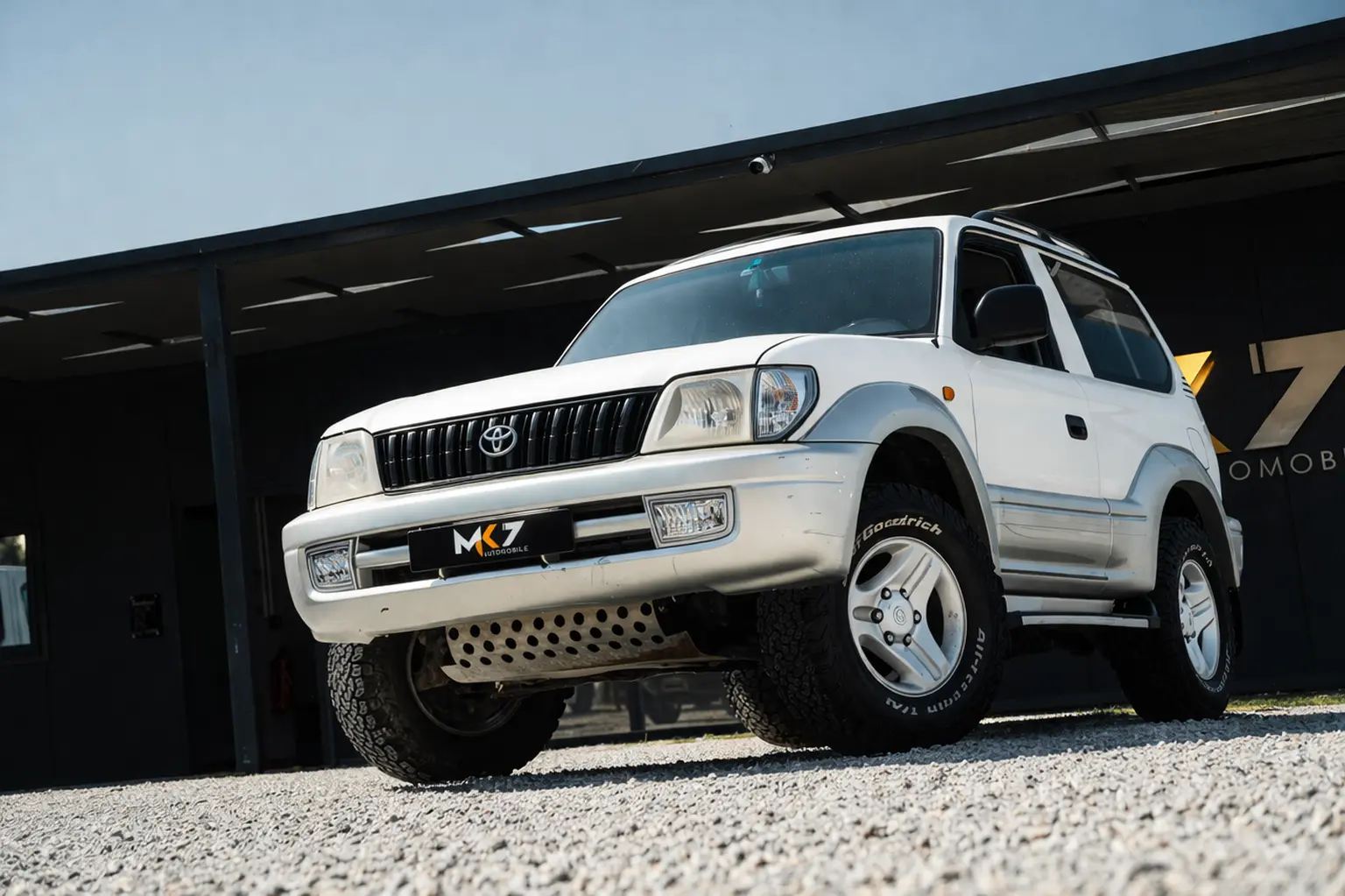 Toyota Land Cruiser 3.0 TD Pack 2 4