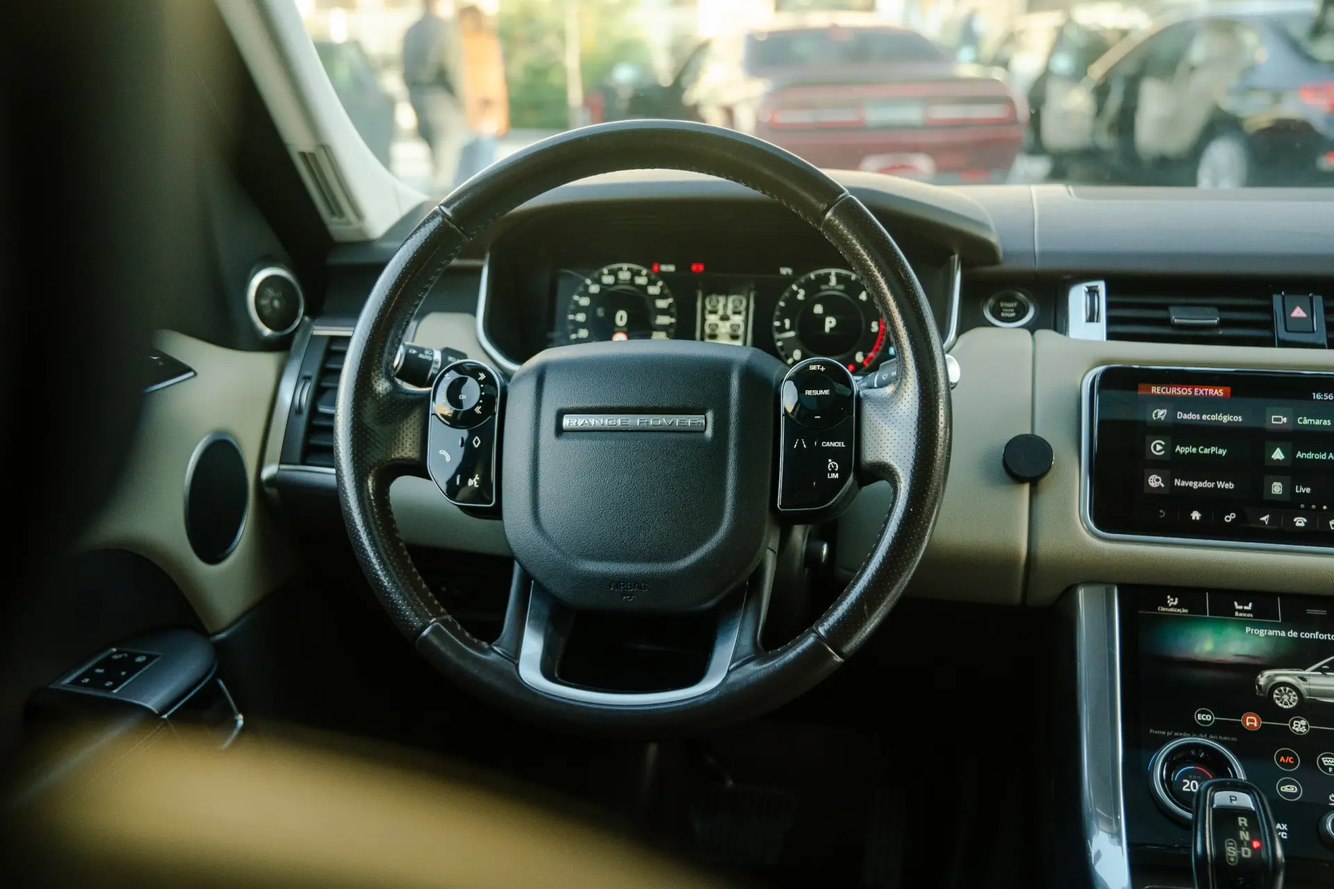 Land Rover Range Rover Sport SDV6 Black Edition 26